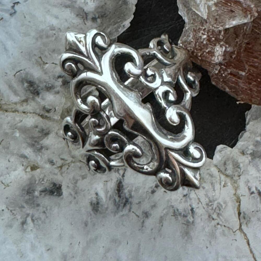 Carolyn Pollack Sterling Silver Gothic Style With Fleur-de-lis Ring For Women